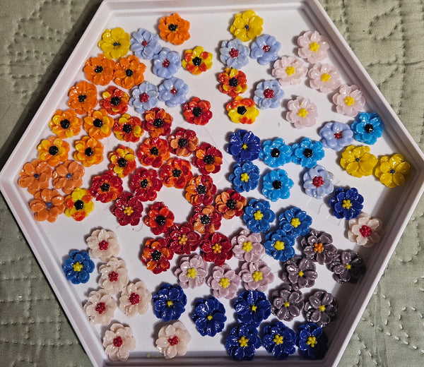 COE 96 Pre Fused Glass Flowers - Beautiful Little Flower Blossom Assortments (12)